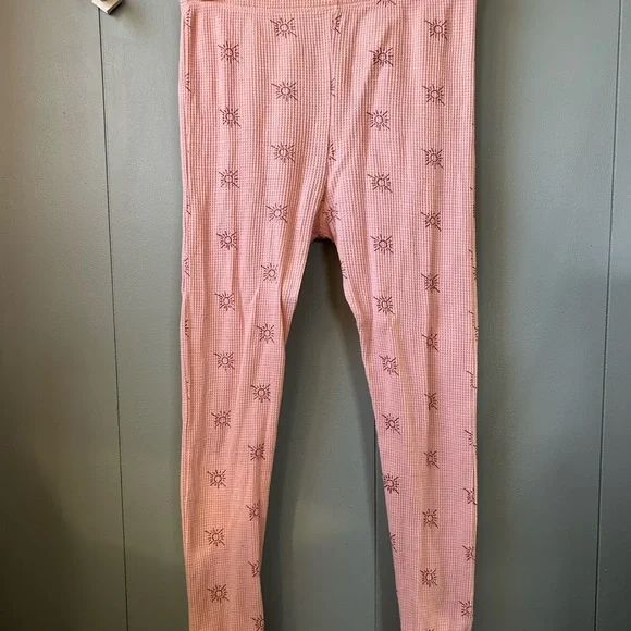 Kate Quinn Organics PJs - Picture 3 of 6